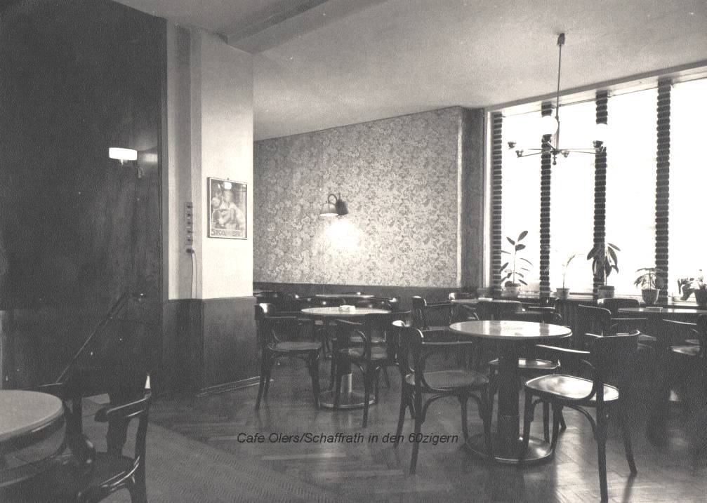 Cafe Olers Fenster zur Weststraße hin
